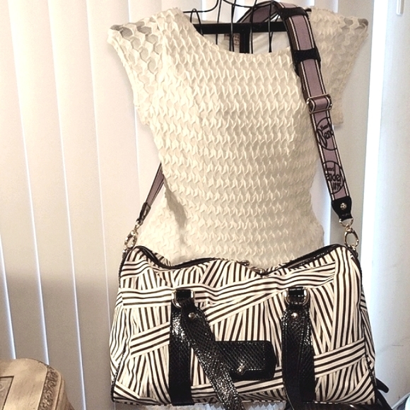 Henri Bendel Disturbed Stripe weekender with lock - Picture 15 of 16